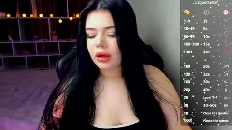 Naomi online show from June 9, 7:20 am