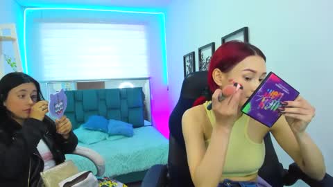 naomy online show from September 11, 4:51 pm