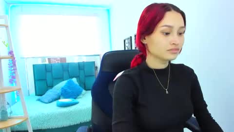 naomy online show from September 24, 7:28 pm