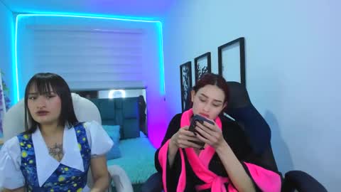 naomy online show from September 25, 11:52 pm
