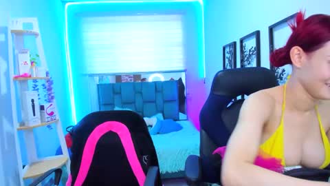 naomy_sex_69 online show from October 14, 2:18 pm