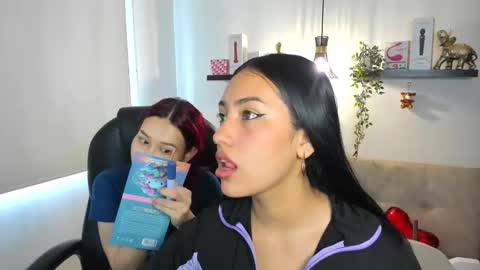 Naomy Stanley online show from June 1, 2:52 pm