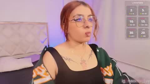 Snapshot of naomy_tay1 chatting on October 27, 3:10 am Naomy  online show from October 27, 3:10 am