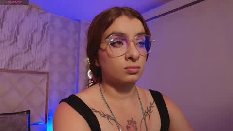 Naomy  online show from February 9, 3:10 am