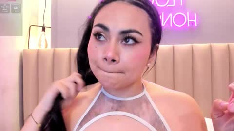 Naomy  online show from January 15, 10:02 pm