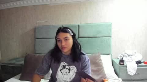 Naomy online show from April 1, 7:33 pm