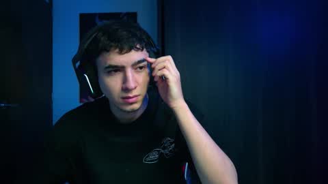 sebastian online show from October 19, 11:11 am