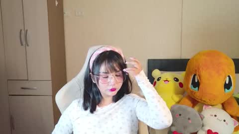 Snapshot of naree_masaki chatting on November 28, 1:14 pm Naree online show from November 28, 1:14 pm