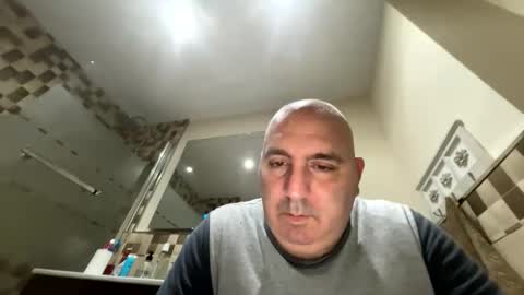 narutotheone online show from February 10, 8:35 pm