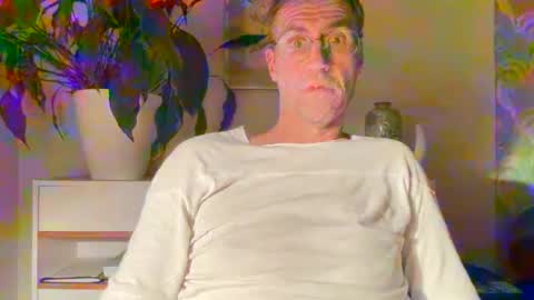 narziss2022 online show from December 2, 9:32 pm