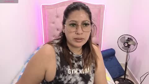 Nasly batista  online show from October 24, 10:06 pm