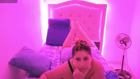 Nasly batista  online show from November 4, 6:34 am