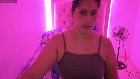 Nasly batista  online show from November 8, 2:12 am