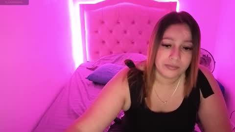 Nasly batista  online show from November 14, 12:20 am