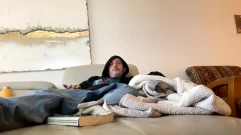 nassobout online show from December 29, 2:00 pm