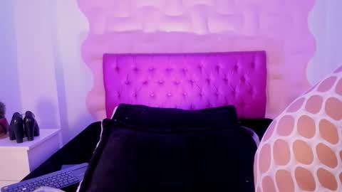 Maira online show from November 13, 8:41 pm