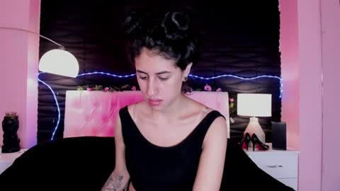 Maira online show from July 8, 8:24 pm