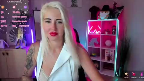 Snapshot of nastasya_cute chatting on July 12, 1:40 am Nastya online show from July 12, 1:40 am