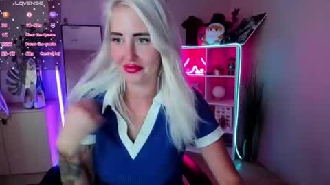 Snapshot of nastasya_cute chatting on July 15, 1:55 am Nastya online show from July 15, 1:55 am