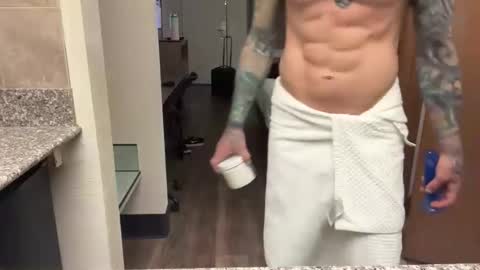 Braxson online show from April 1, 3:07 am