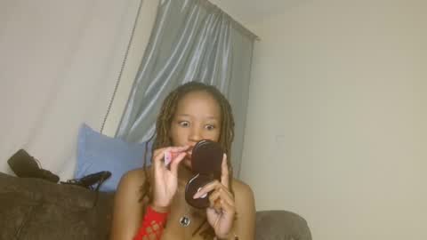 Snapshot of nasty_cherry chatting on November 1, 1:29 am Cherry online show from November 1, 1:29 am