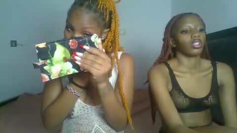 Snapshot of nasty_divah chatting on May 13, 8:27 pm nasty_divah online show from May 13, 8:27 pm