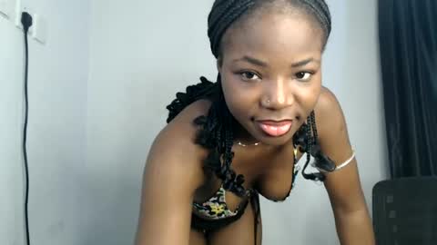 Snapshot of nasty_juicy22 chatting on June 23, 6:44 am adie online show from June 23, 6:44 am