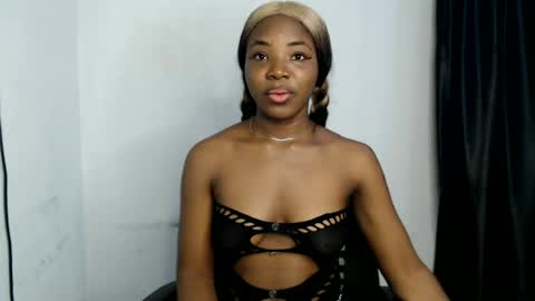 Snapshot of nasty_juicy22 chatting on June 30, 6:20 pm adie online show from June 30, 6:20 pm