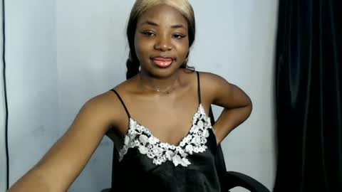 Snapshot of nasty_juicy22 chatting on July 1, 3:34 pm adie online show from July 1, 3:34 pm