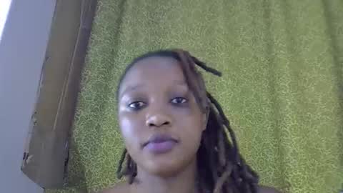 Snapshot of nasty_previne chatting on February 18, 10:39 pm previn online show from February 18, 10:39 pm