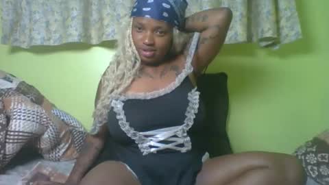 Snapshot of nasty_sly chatting on October 20, 3:18 am nasty_sly online show from October 20, 3:18 am
