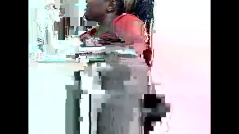 Bella online show from May 31, 4:14 pm