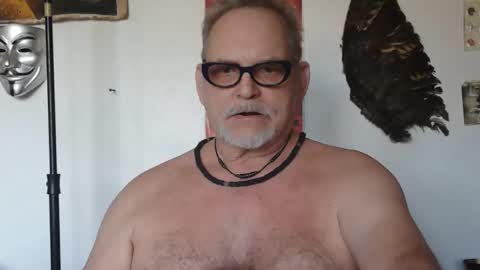 nastydaddyfatcock15 online show from February 25, 10:52 pm