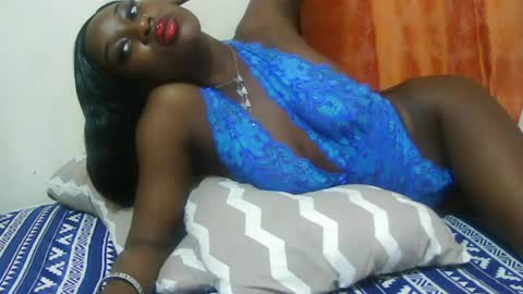 Snapshot of nastygurl01 chatting on June 16, 2:52 pm nastygurl01 online show from June 16, 2:52 pm