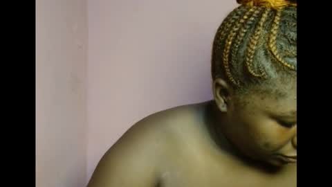 nastylina1 online show from February 18, 9:00 pm