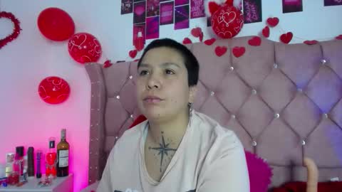 nat_evans8 online show from February 18, 3:13 am