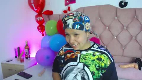 nat_evans8 online show from March 30, 11:17 pm