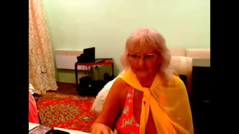 natali online show from October 4, 5:55 pm