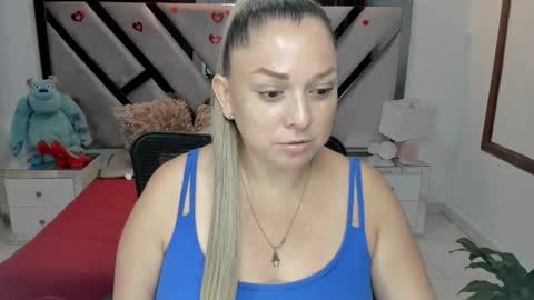 natalia5560 online show from November 9, 1:31 pm