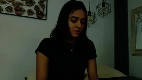 Naty  online show from December 1, 11:59 am