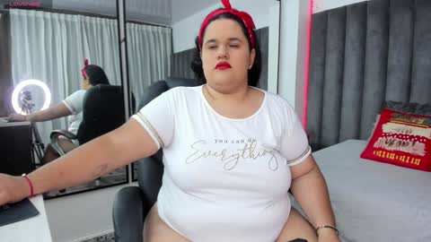 Nathalia online show from December 17, 7:37 pm
