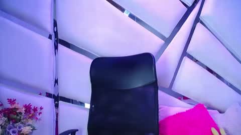 natalia pinkk online show from February 20, 6:26 am