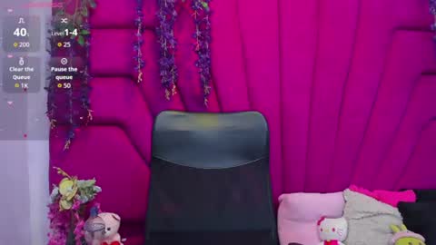 Snapshot of natalia_pinkk chatting on July 2, 1:06 pm natalia pinkk online show from July 2, 1:06 pm