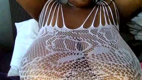 NataliaCakes1 online show from May 25, 6:14 pm