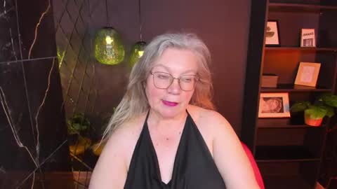 Snapshot of natalicloud chatting on June 9, 1:12 pm NataliCloud online show from June 9, 1:12 pm