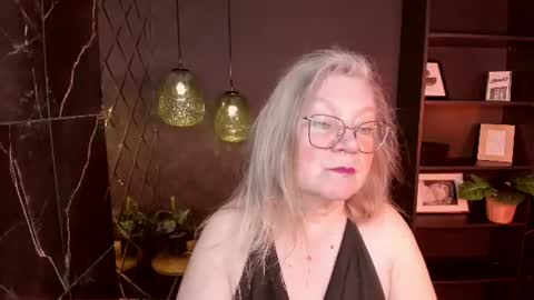 Snapshot of natalicloud chatting on June 19, 1:26 pm NataliCloud online show from June 19, 1:26 pm