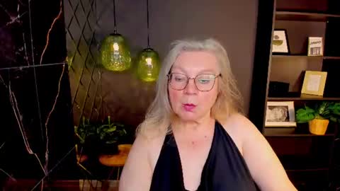 Snapshot of natalicloud chatting on July 13, 1:25 pm NataliCloud online show from July 13, 1:25 pm
