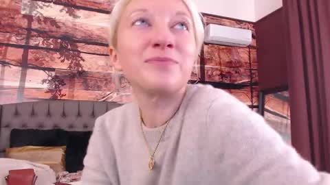 Natalie online show from November 24, 11:54 am