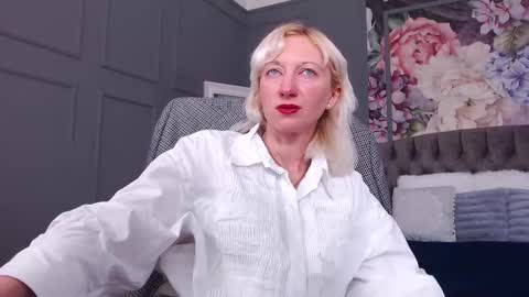 Natalie online show from February 15, 7:38 am