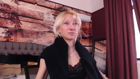 Natalie online show from March 6, 6:43 am